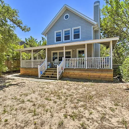 Classic Chesapeake Beachside Cottage With Porch!